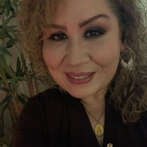 Meet your Posher, Deanna